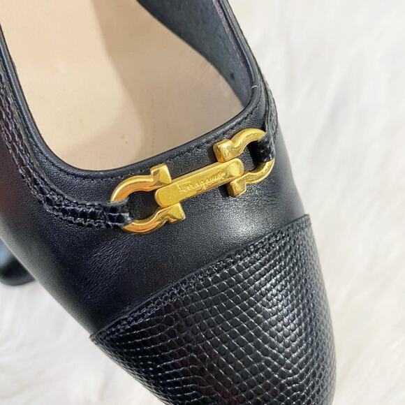 Ferragamo Black Leather Cap Toe Low Pumps Made in Italy Block Heel Size 9.5AAA - Picture 4 of 11